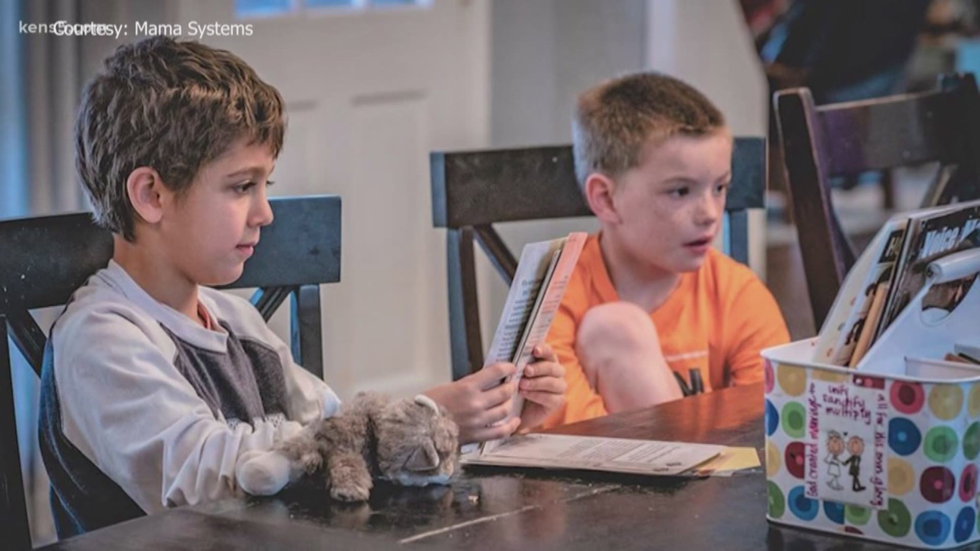 A mom of 10 and the founder of a homeschooling resource website gives advice for parents struggling with their kids' distance learning.