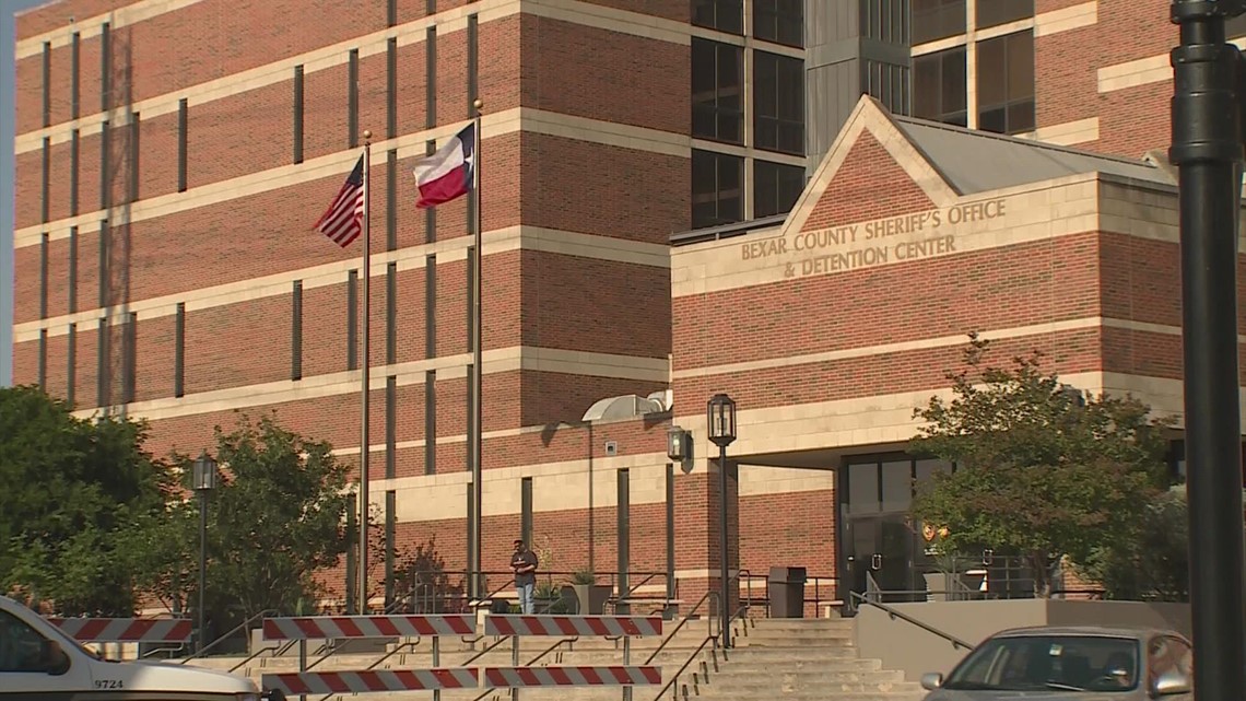 Bexar County Jail Inmate Dies After Taking His Own Life, Authorities ...