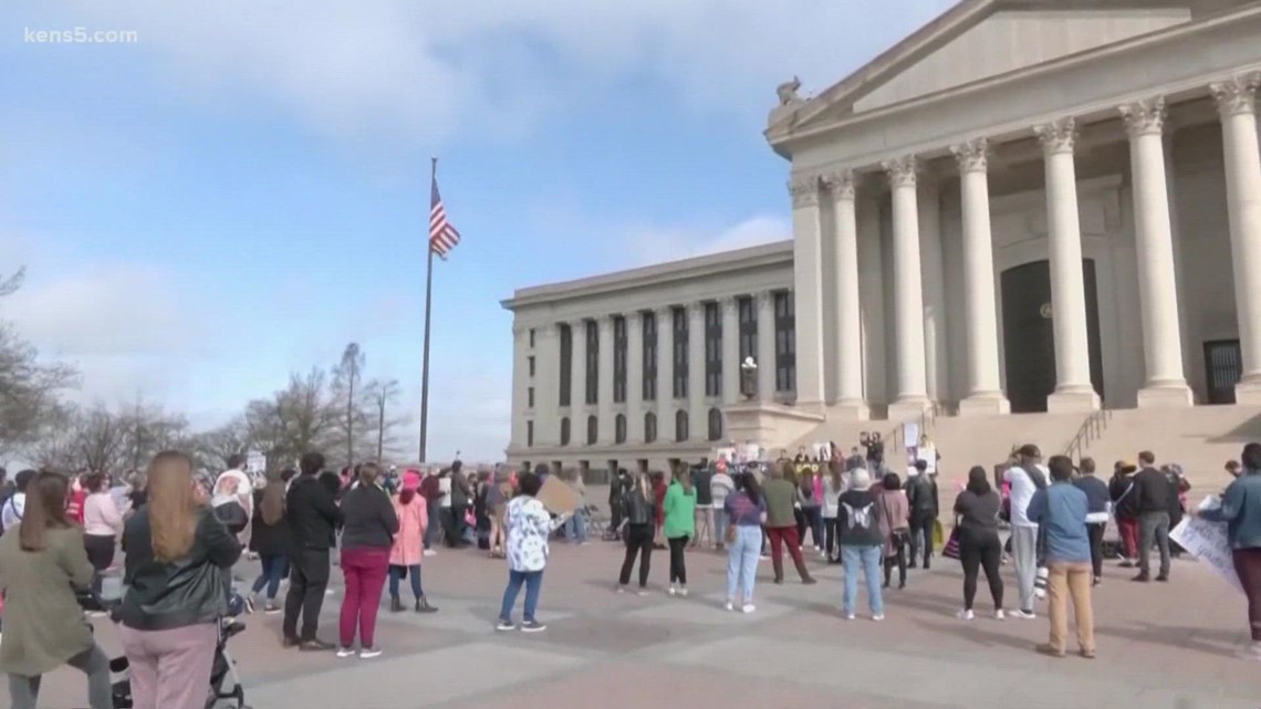 Oklahoma abortion bill: How it affects Texas - Vimarsana News