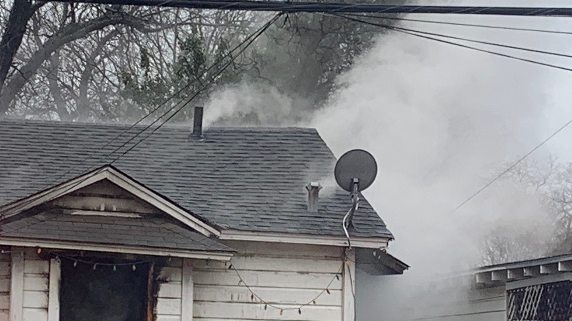 One person injured in house fire in San Antonio, Texas - Vimarsana News
