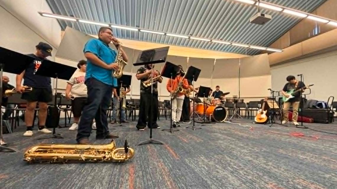 UTSA students to share stage with Little Joe, Shelly Lares in San Antonio