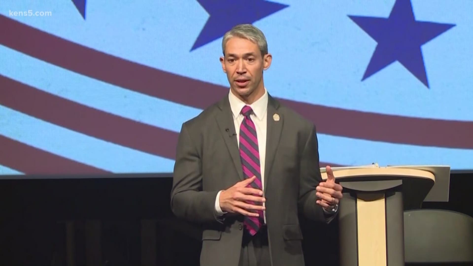 In less than a month, voters will head to the polls to choose San Antonio’s next mayor. Current mayor Ron Nirenberg and district 6 city councilman Greg Brockhouse took the stage today—to address issues that affect the senior community—and also continued their battle over Chick-fil-A.
Eyewitness News reporter Vanessa Croix has more from the debate.