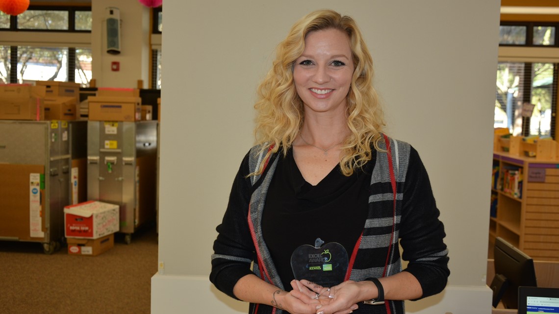 Tiffany Walderman wins KENS 5 EXCEL Award for Lackland ISD