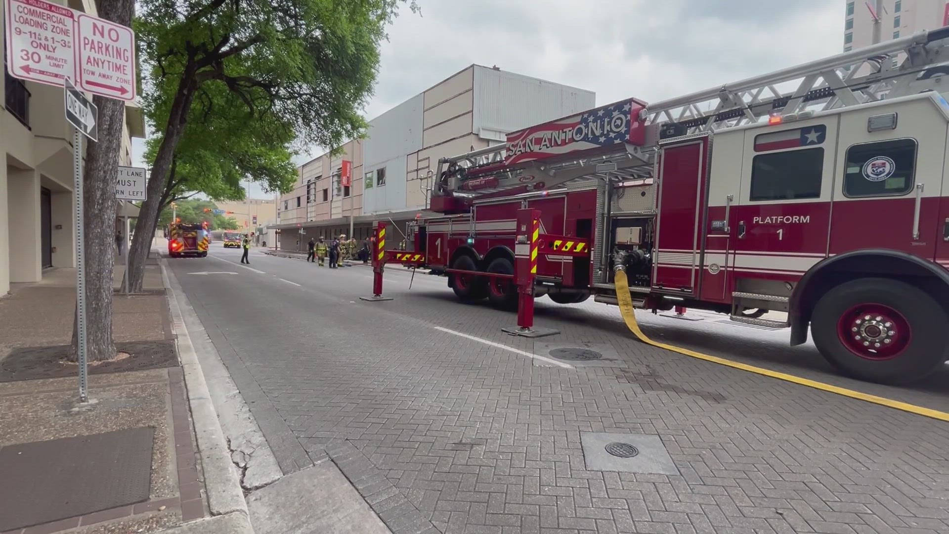 Old News 4 WOAI building caught fire Saturday morning