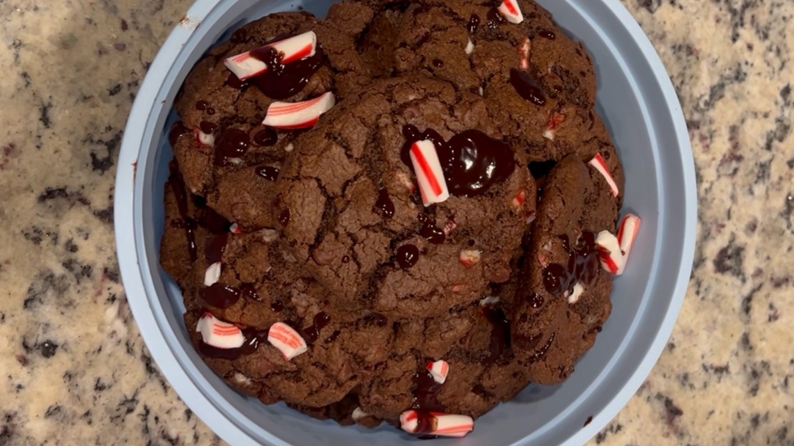 Everything you need to make chocolate peppermint cookies, perfect treat for Christmas - Vimarsana News