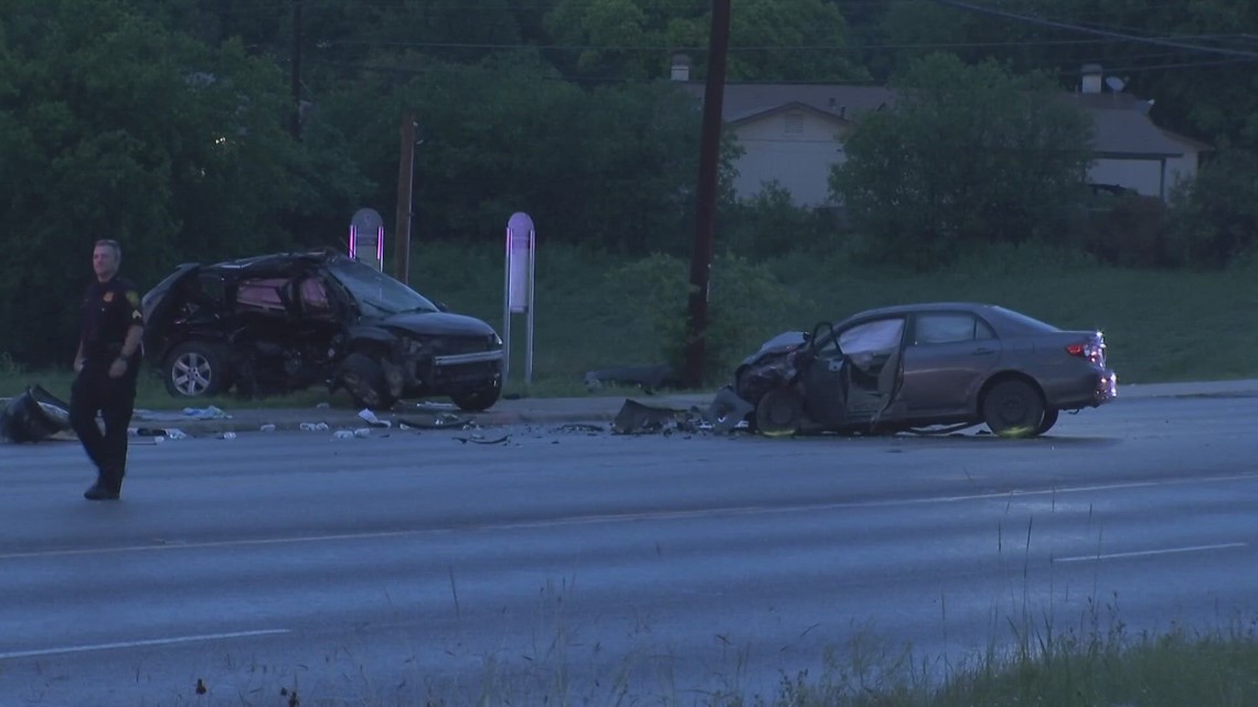 'Not one more person should be dying' | SA man renews calls for change after another deadly crash at west-side intersection - Vimarsana News