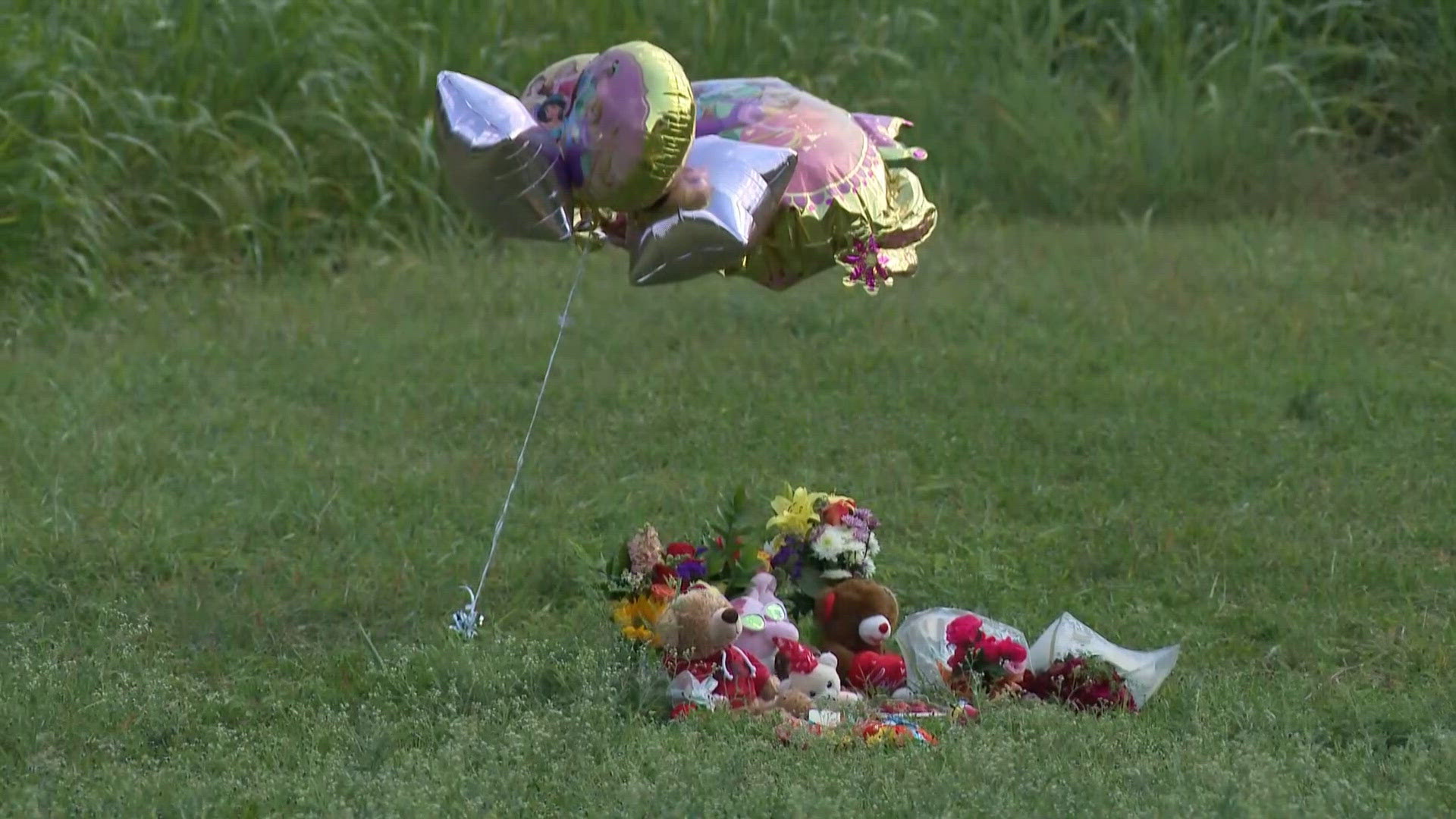 'My heart goes out to them': Neighbors speak about San Antonio toddler ...