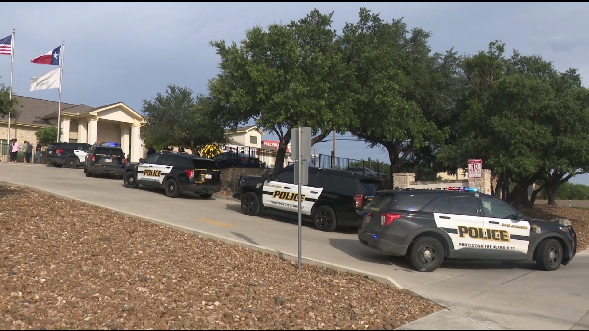 Young boy dies after parent forgot him in back of car, San Antonio ...