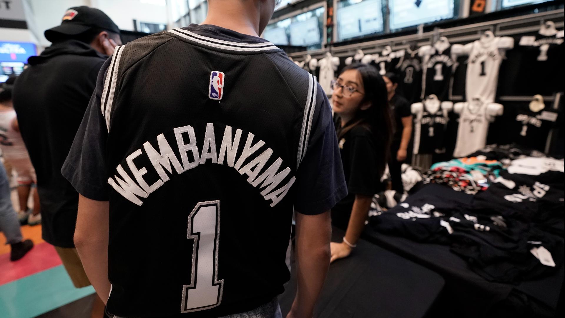 Voters won’t be allowed to wear the NBA team’s gear or San Antonio Rodeo merchandise when they vote next month. Here’s why. 