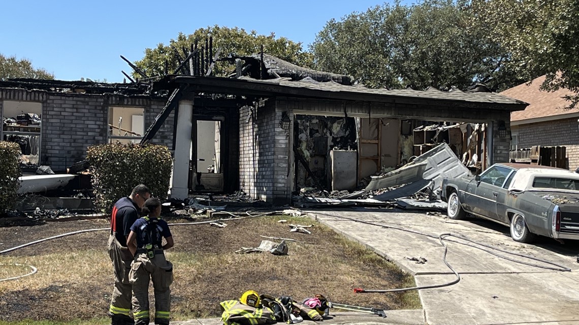 Local firefighters respond to blazing fire on Pine Lake Drive