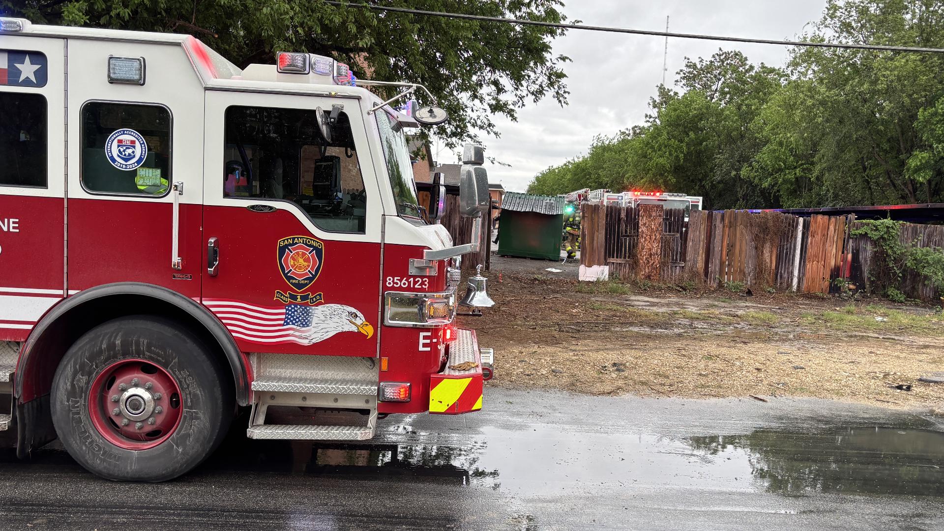 'Saved pretty much the whole building:' SAFD praises family's quick ...