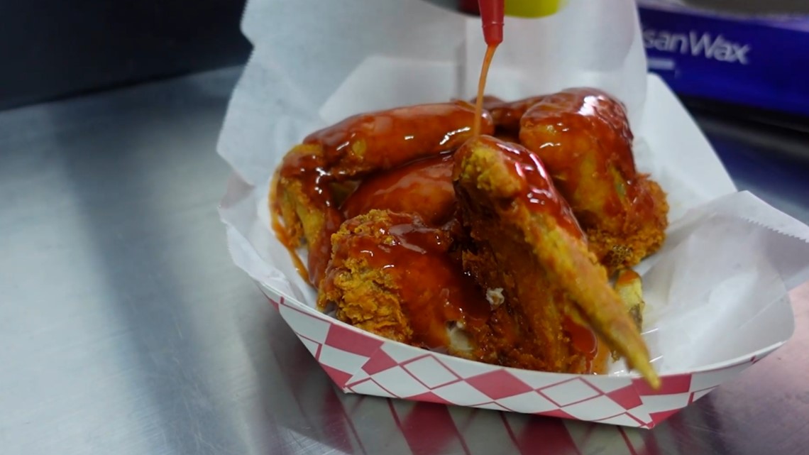 Chicago style fried chicken with Chicago mild sauce. : r/food