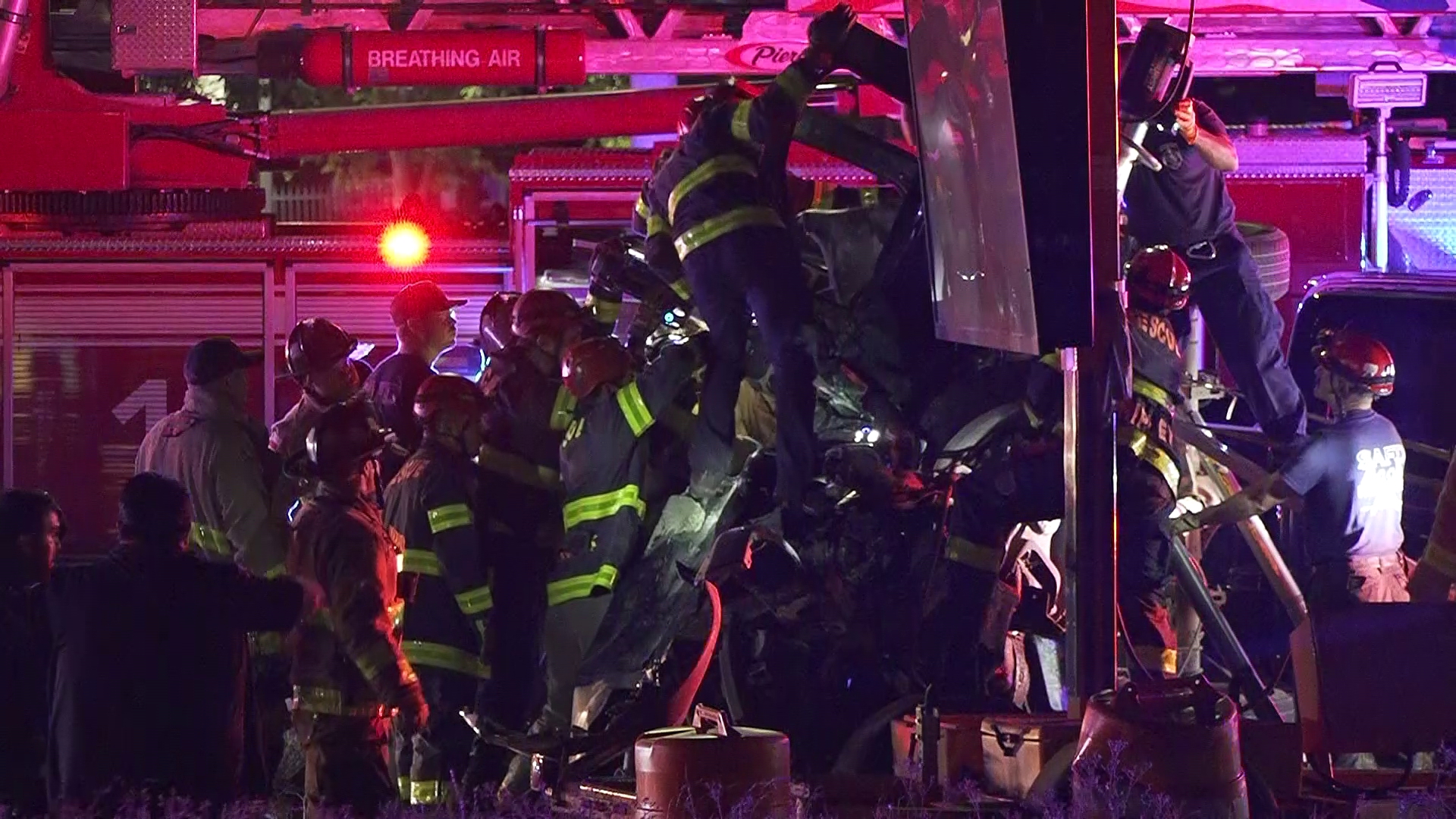 At about 2:36 a.m. on IH-35 South around Pine Street, police say a wrong-way driver hit another vehicle head on.