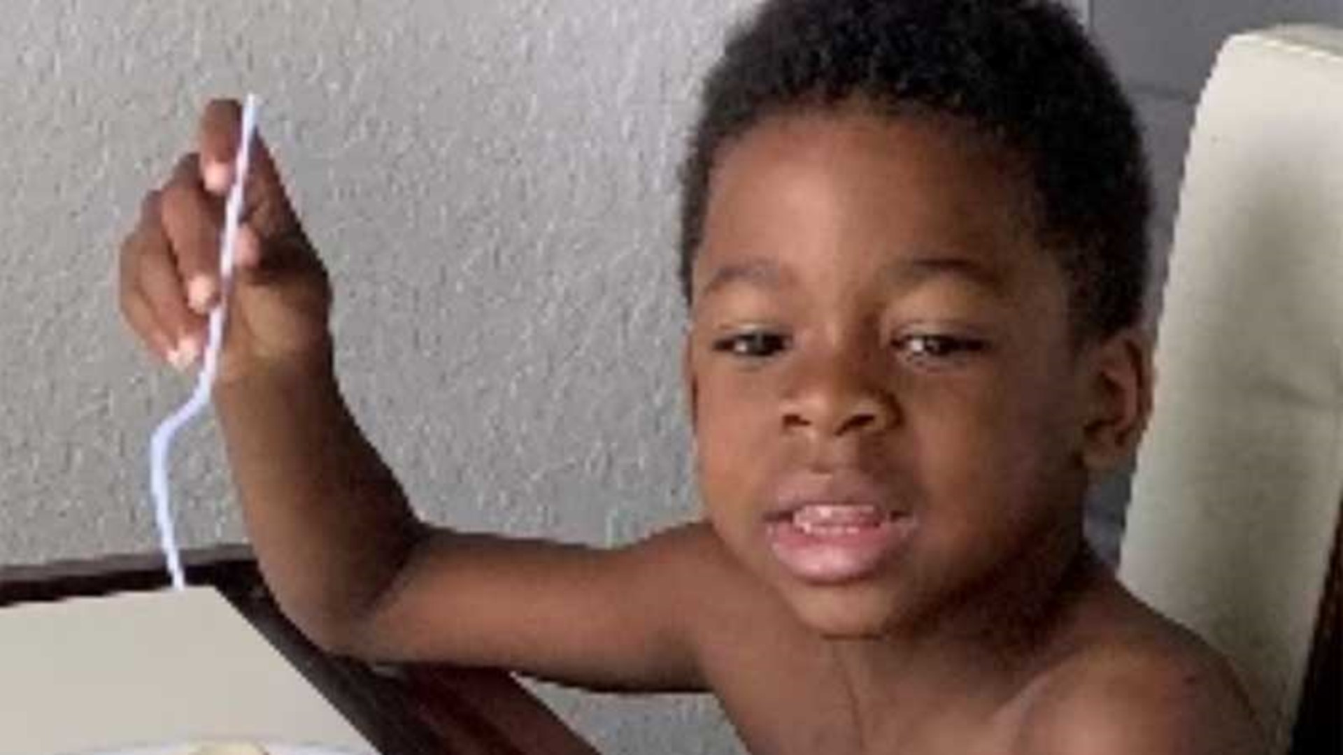 Texas boy loses left eye after driveby shooting