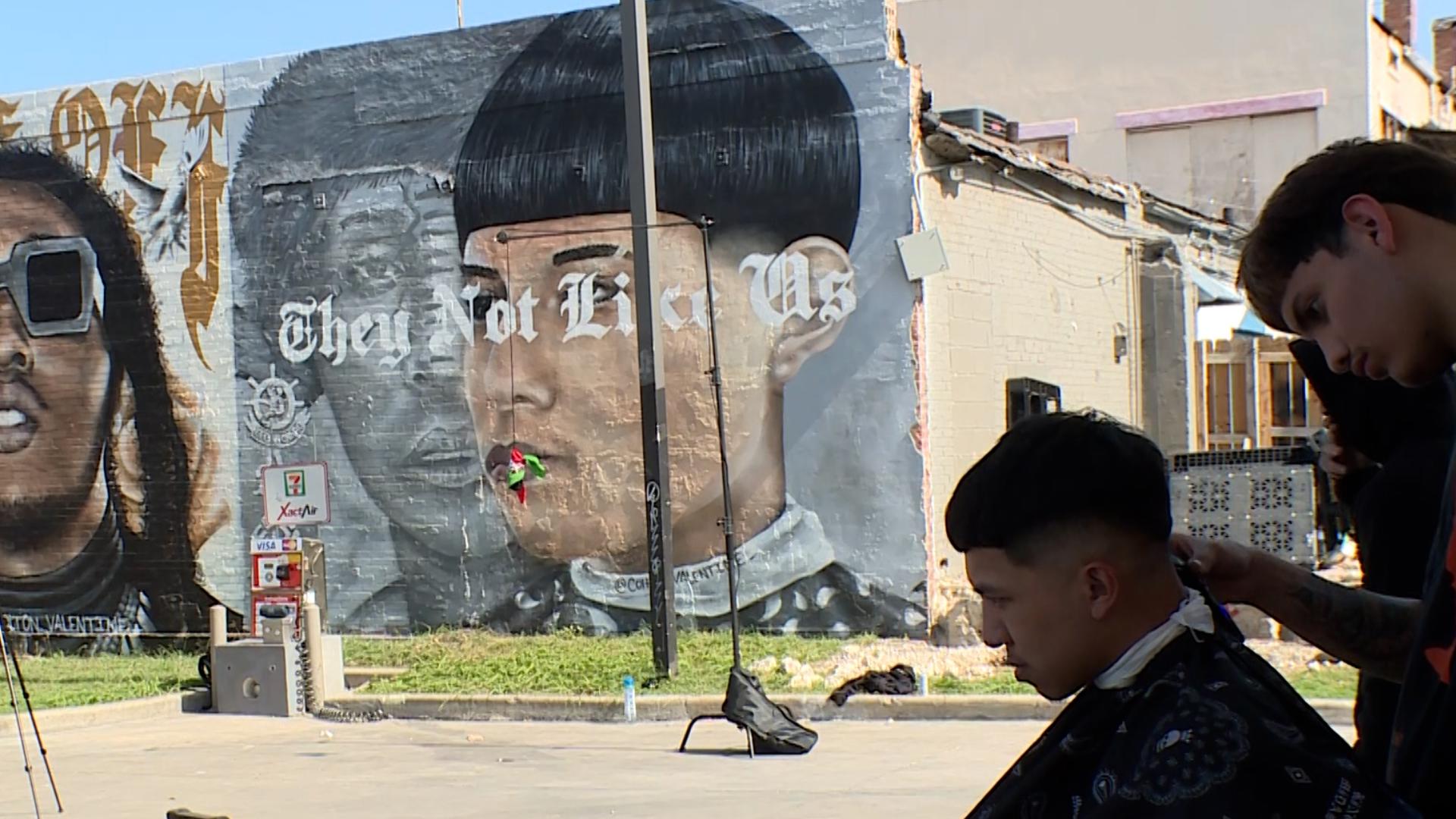 A mural by artist Colton Valentine has sparked a discussion on social media about "Edgar" hair styles.
