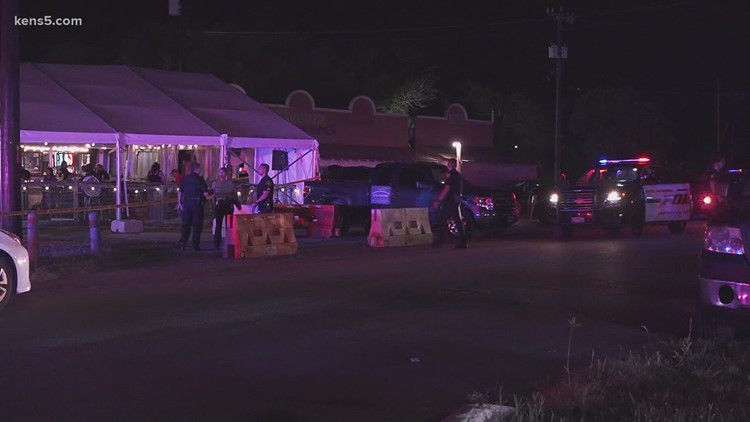 Shooting on patio of San Antonio bar lands one in hospital, another in custody