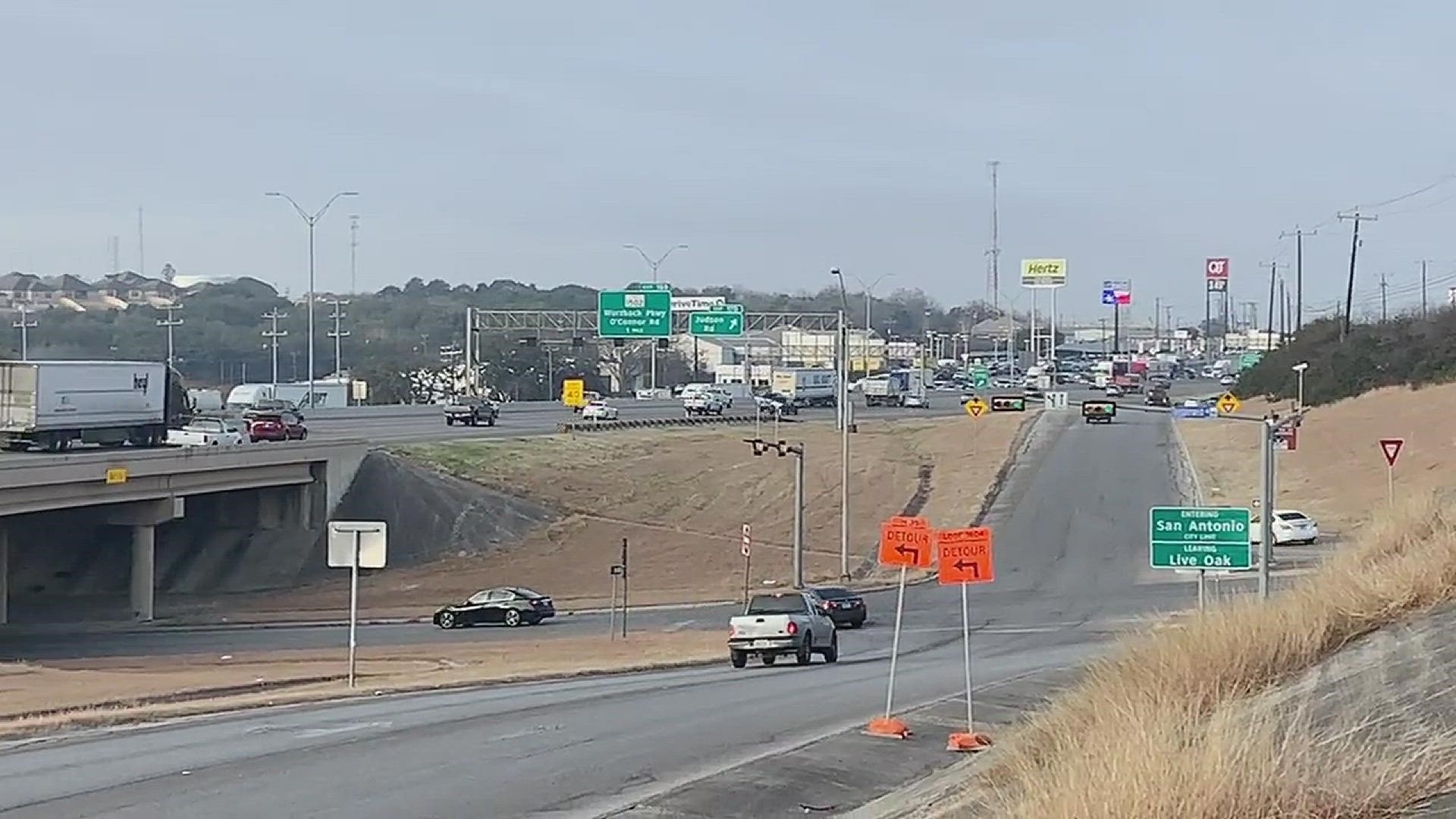 KENS 5's Allysa Tellez is at the scene of an accident at I-35 and Toepperwein