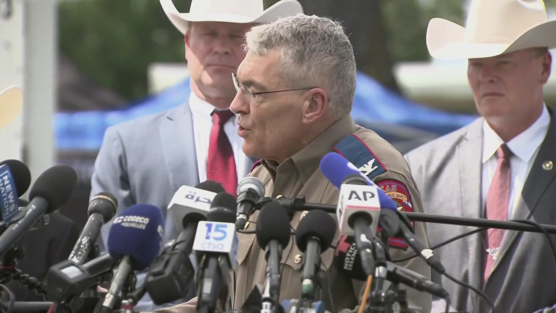 DPS explains decision behind officers waiting outside hallway instead of immediately entering.