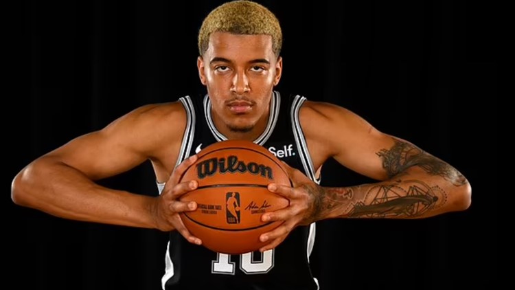 Spurs news: Sochan talks role with the team, Roby on San Antonio, Keldon gets cooking, and more