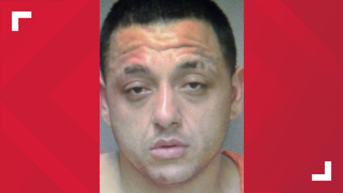 Man arrested after leading Atascosa County deputies on highway chase ...
