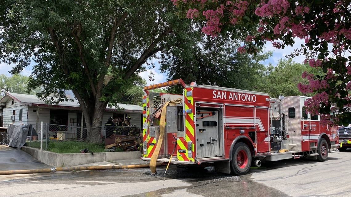 Man Taken Into Custody As House Catches Fire, SAPD Says | Kens5.com