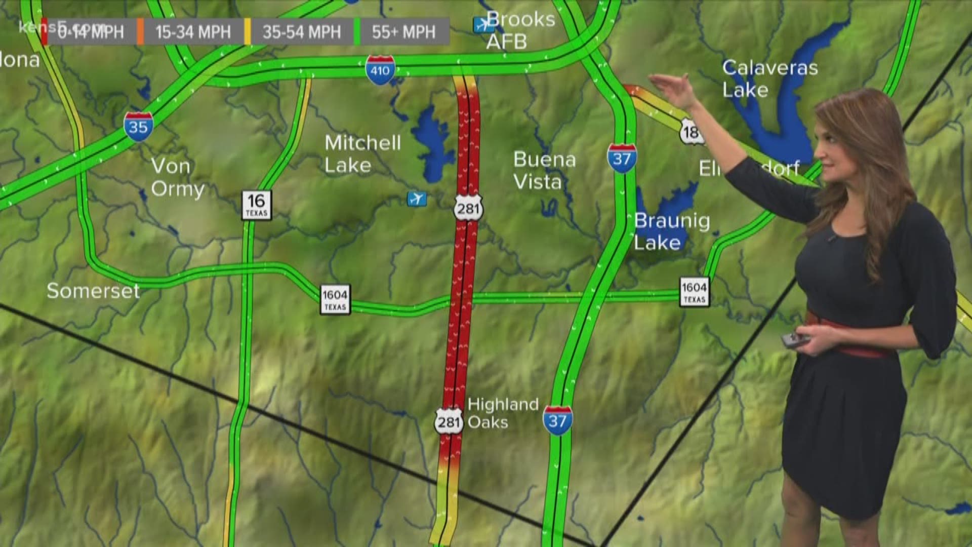 Traffic reporter Stacia Willson warns viewers to avoid the Highway 281 area on the south side.