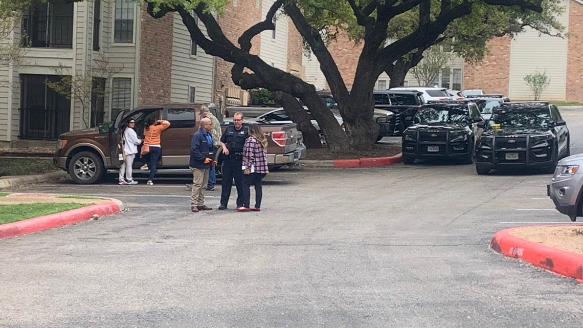 San Antonio man shoots and kills wife, child, himself, police say ...