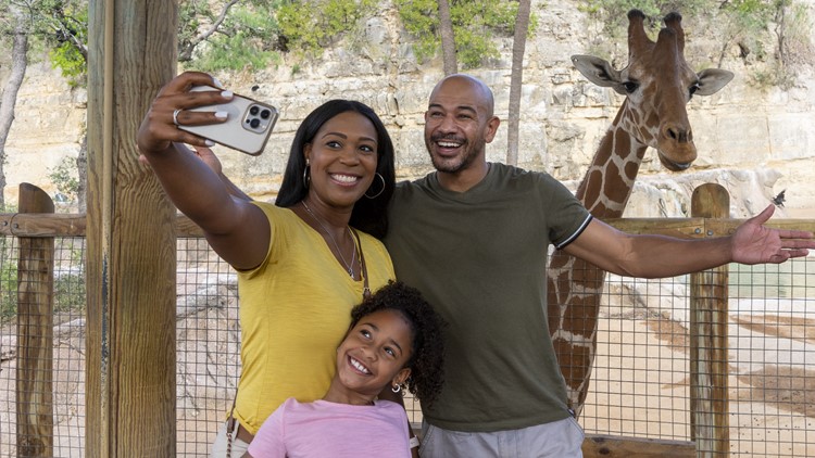 Sizzling hot deal: $10 admission to the San Antonio Zoo
