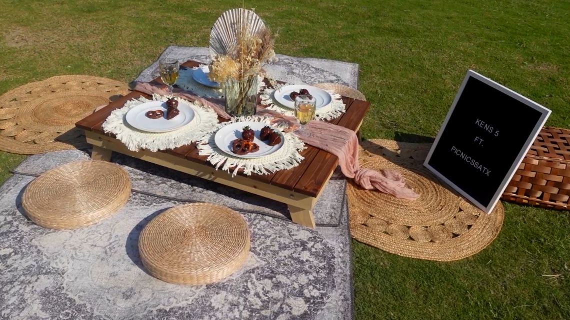 San Antonio business sets up luxury picnics in parks, home