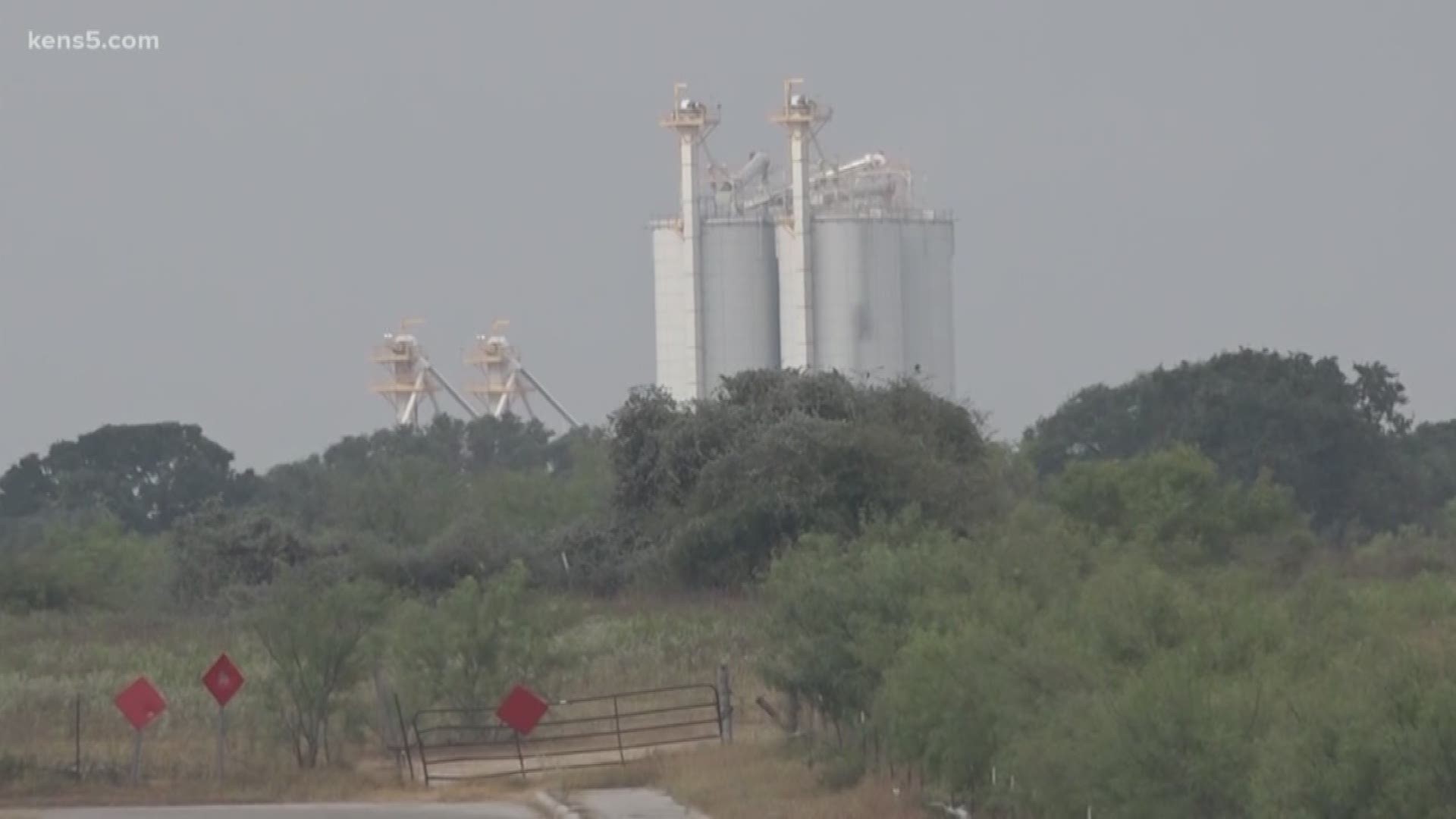 State rep. calls for the closure of sand mining company in south San