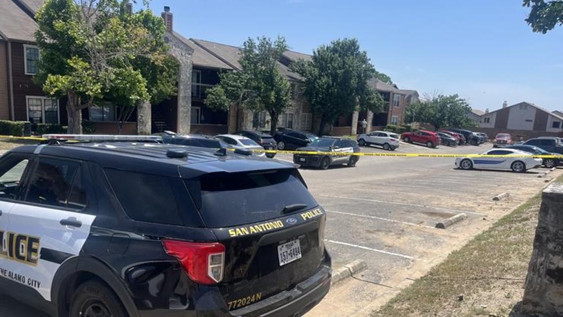 Teen arrested in San Antonio robbery; second suspect still on the run ...