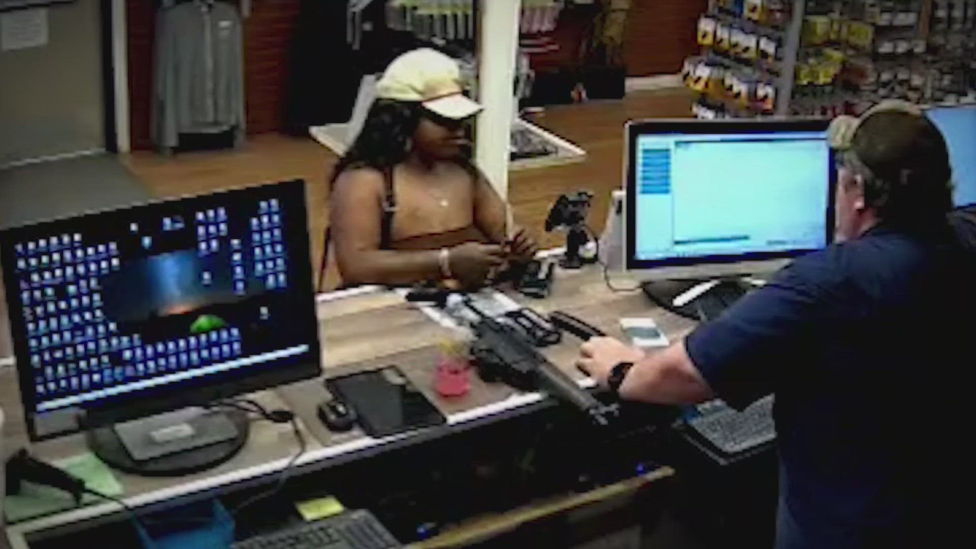 VIDEO Woman steals machine gun from Texas shooting range kens5