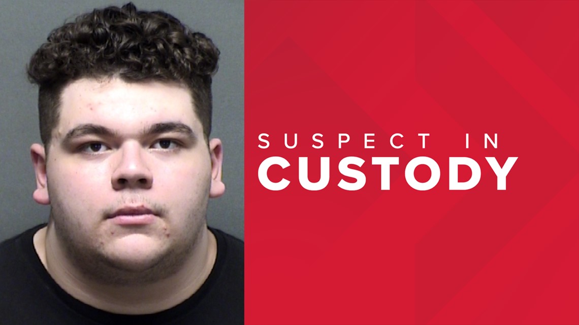 Porn Beby18 Hd - 18-year-old arrested and facing three child sex charges | kens5.com
