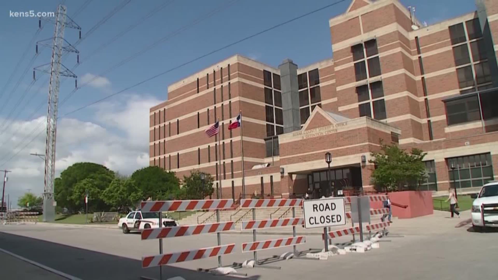 After escapes and poor reviews at the Bexar County Jail, new, more experienced officials are being appointed to oversee the facility.