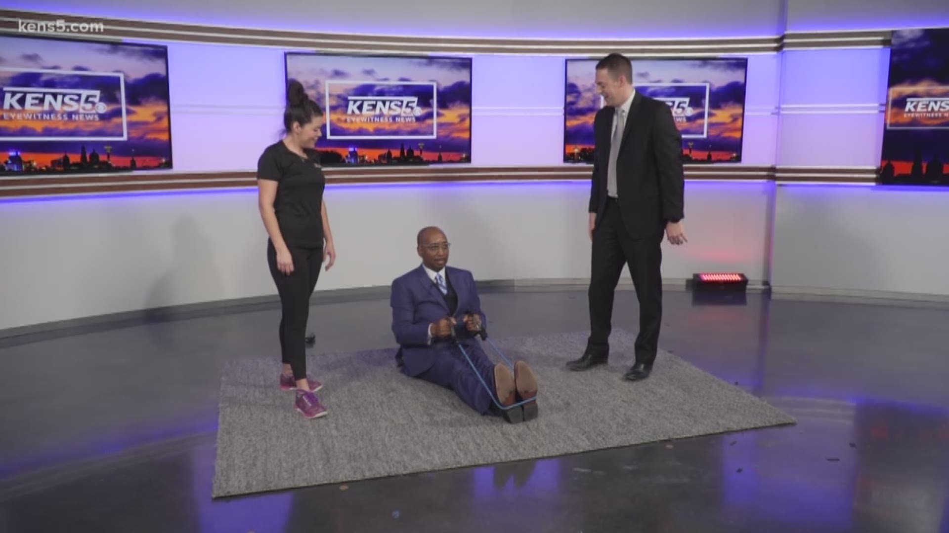 Melissa Zentella is here from the GYMGUYZ to shows us how you can burn some calories without going to the gym.
