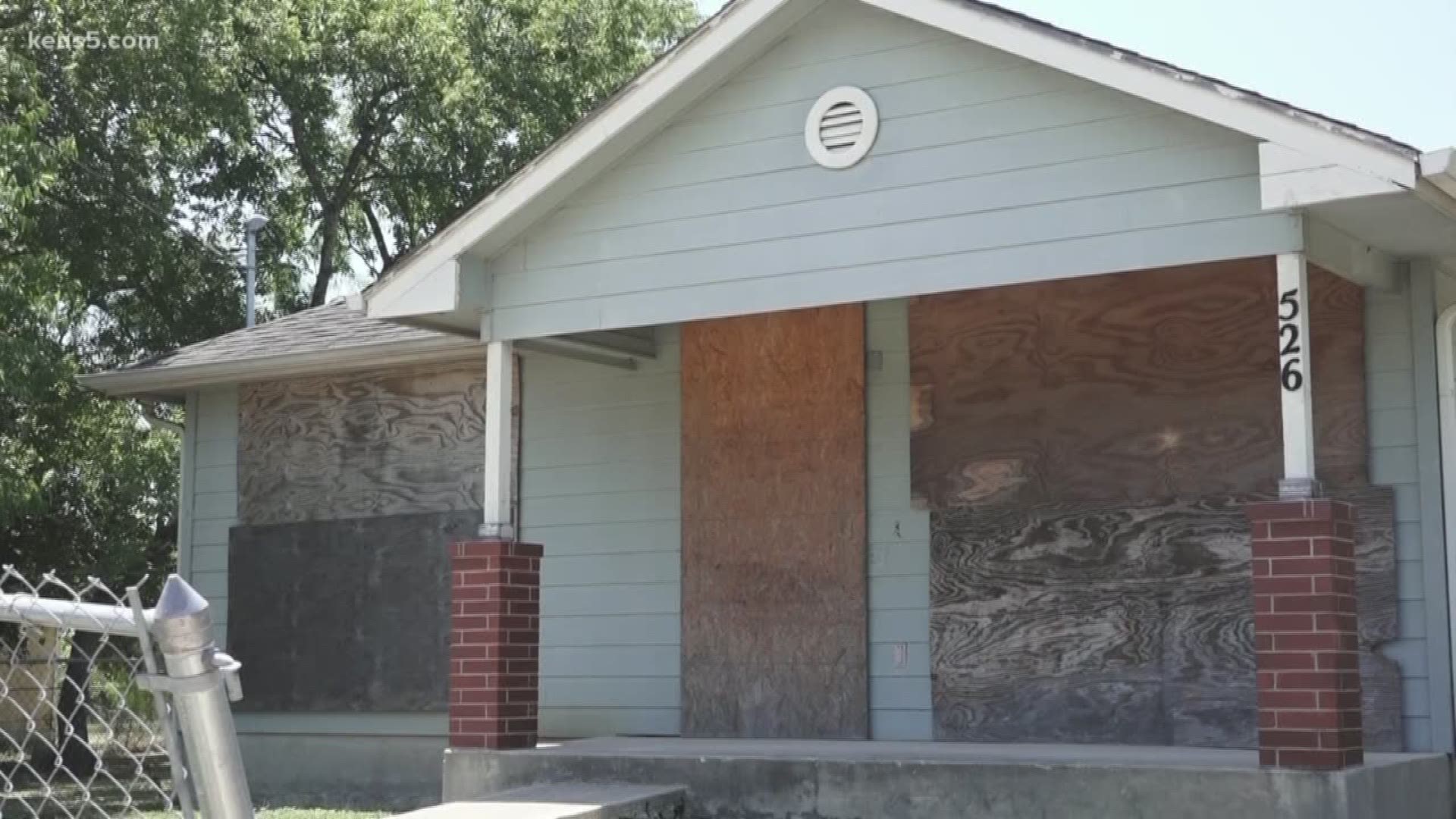 Boarded up and abandoned. KENS 5 has discovered houses meant for low-income families. Eyewitness news reporter Andrea Martinez is live from the city's southeast side with more.