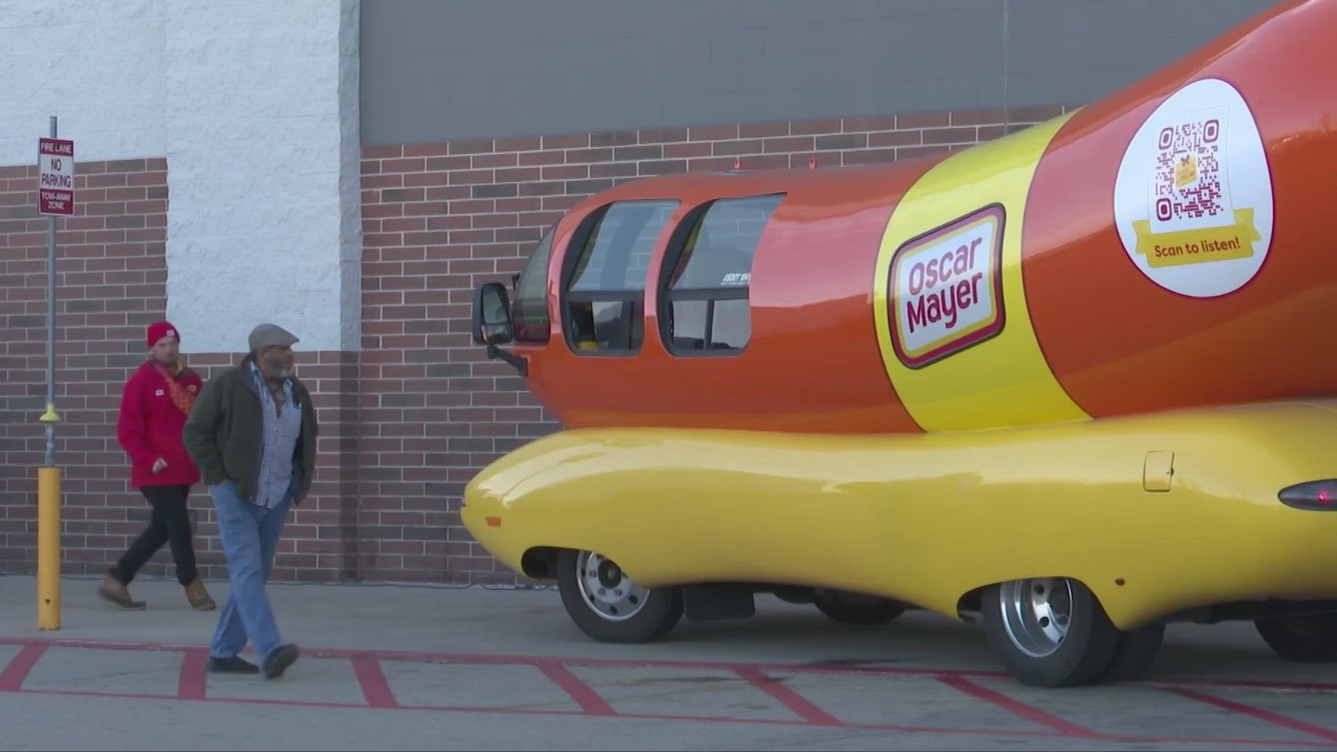 The change to the 'Frankmobile' is in honor of the brand's 100 percent beef franks' new recipe.