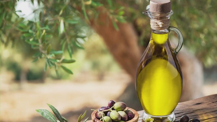 Why you should try adding more olive oil to your diet