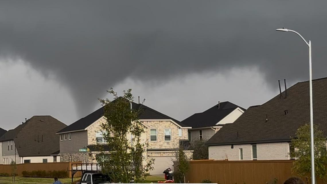 Houston, Texas area tornadoes reported on Saturday, December 28 | kens5.com