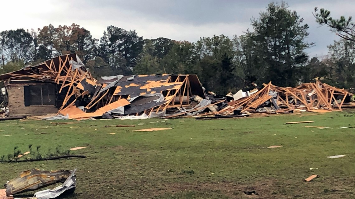 Photos and videos of tornadoes ripping through parts of Texas - Vimarsana News