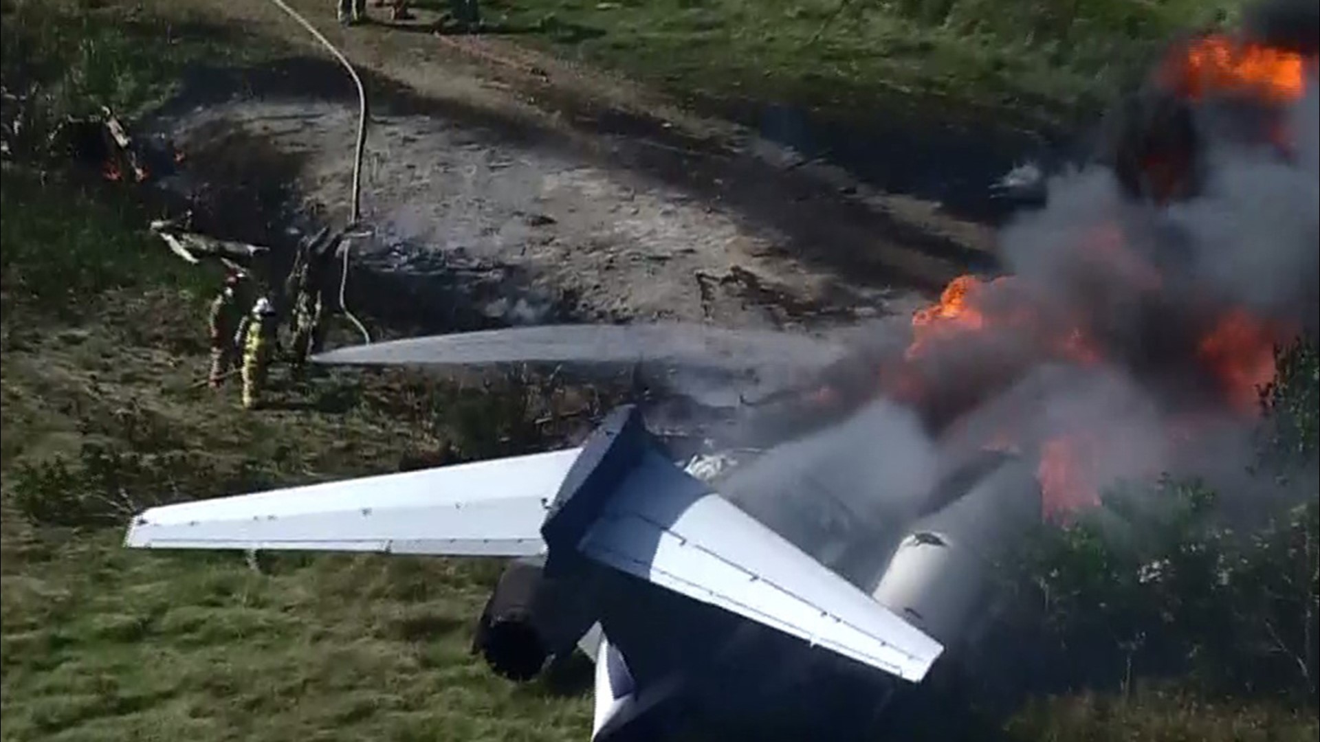 No serious injuries were reported after a plane went down and caught fire in Waller County Tuesday morning.