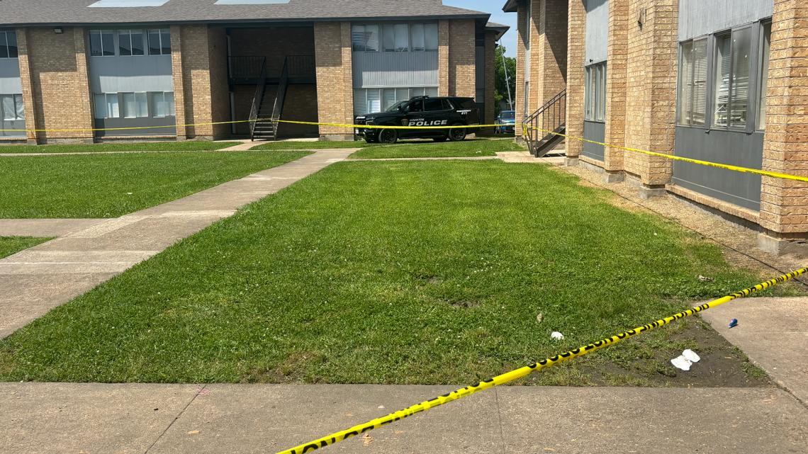 Investigators work to find out how an infant died at a Southeast Houston apartment complex