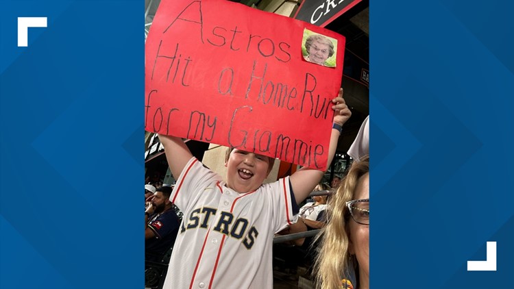 Fan gives away Jose Altuve grand slam HR ball to 8-year-old with sign