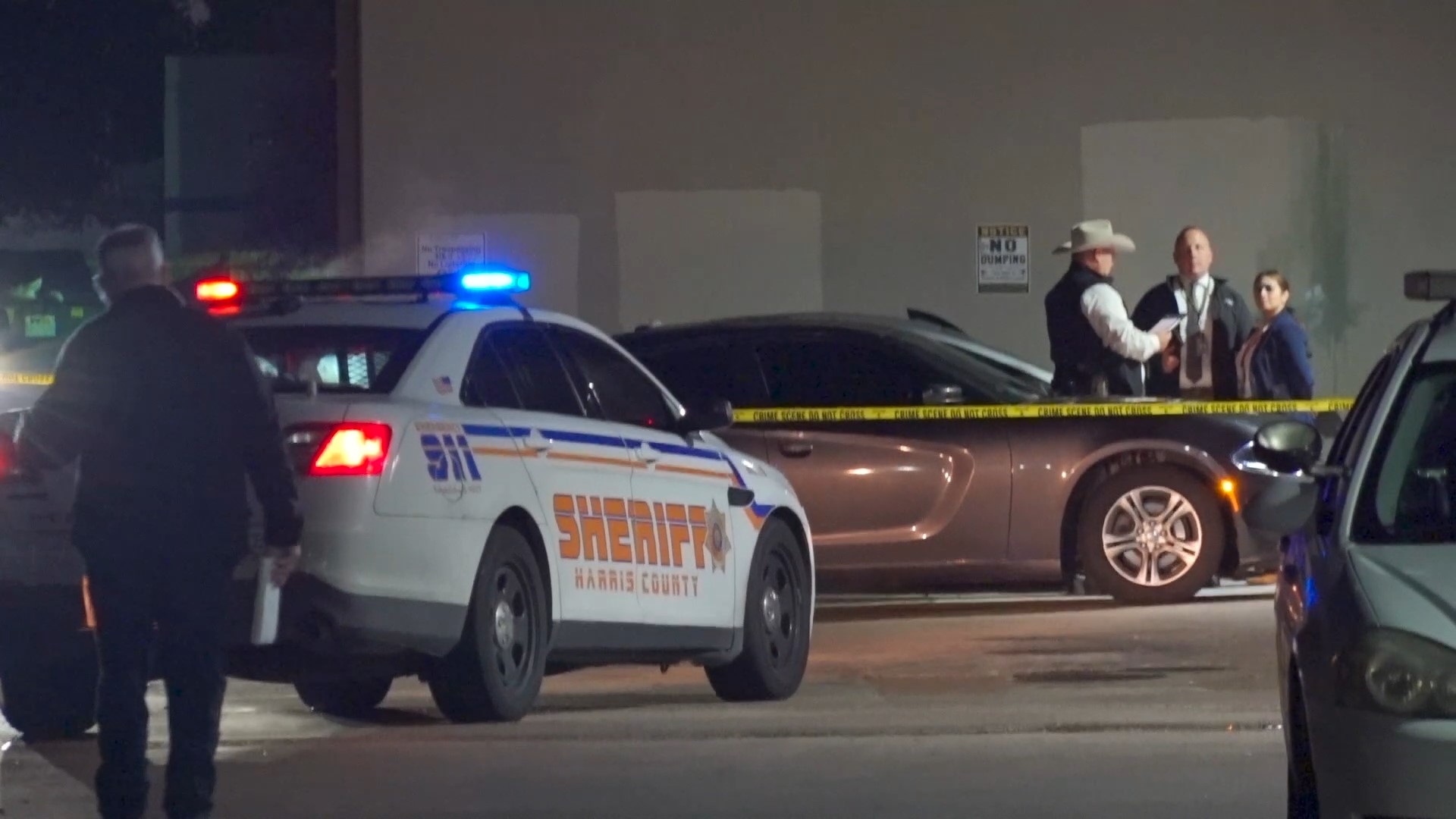 Houston crime: Wingstop employee found shot to death in his car | kens5.com