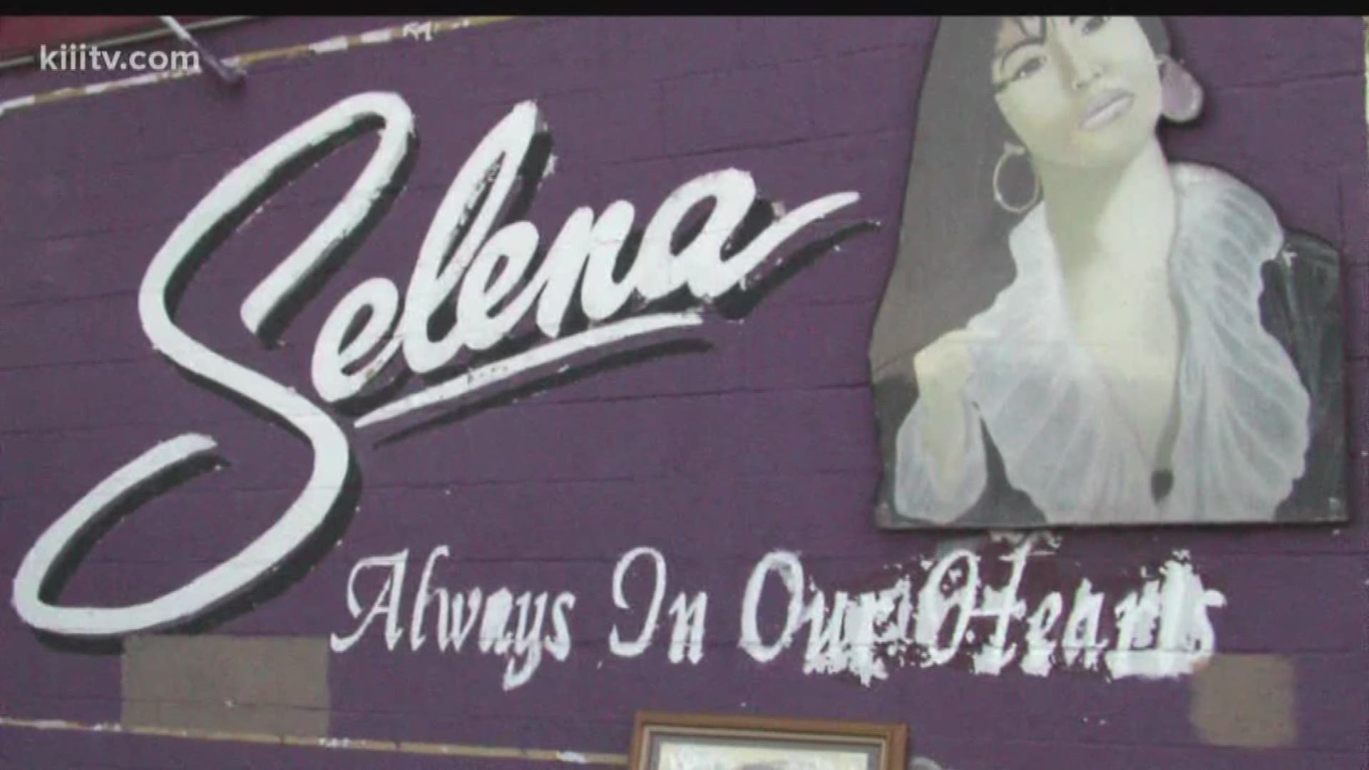 According to Eric Tunchez, he has received both the blessing from the original artist and Selena's father, Abraham Quintanilla, to go forward with the new painting.