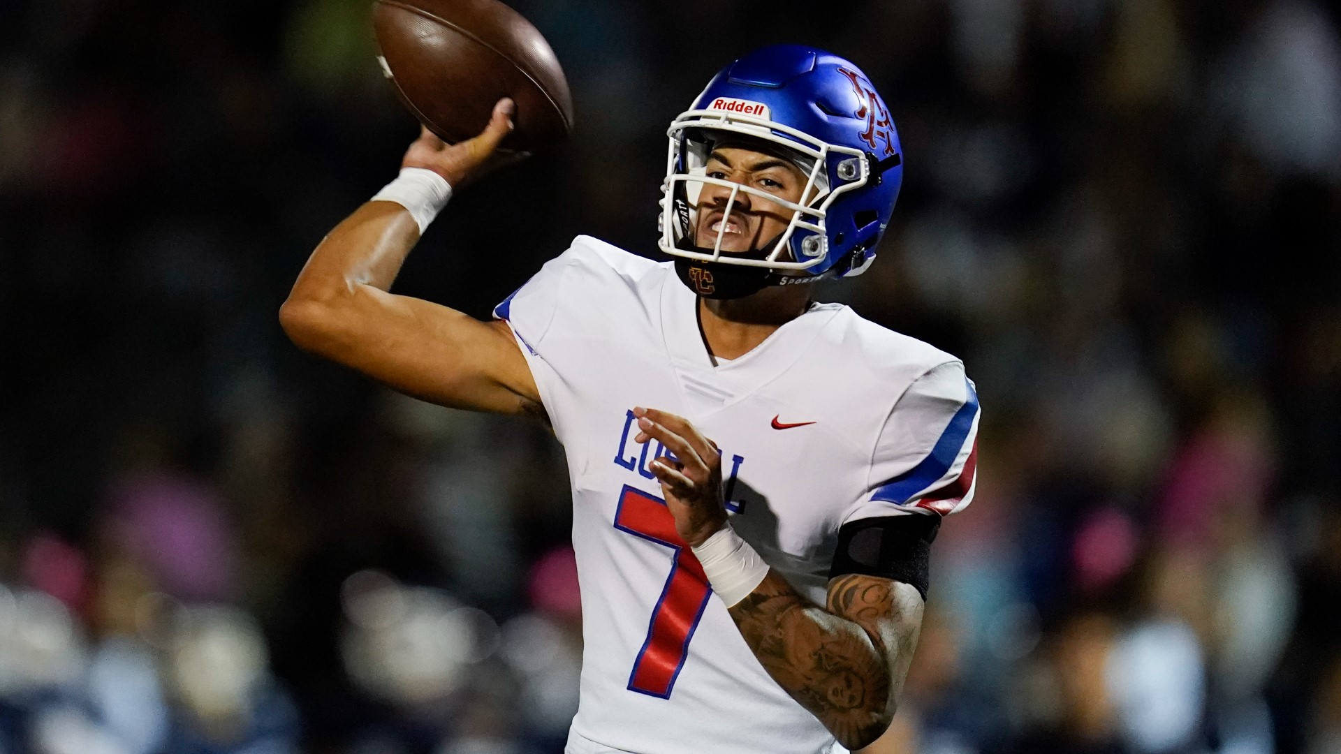 Nelson is the highest-rated recruit in Boise State history. The former No. 1 prospect in the 2023 class announced his commitment to the Broncos on Saturday night.