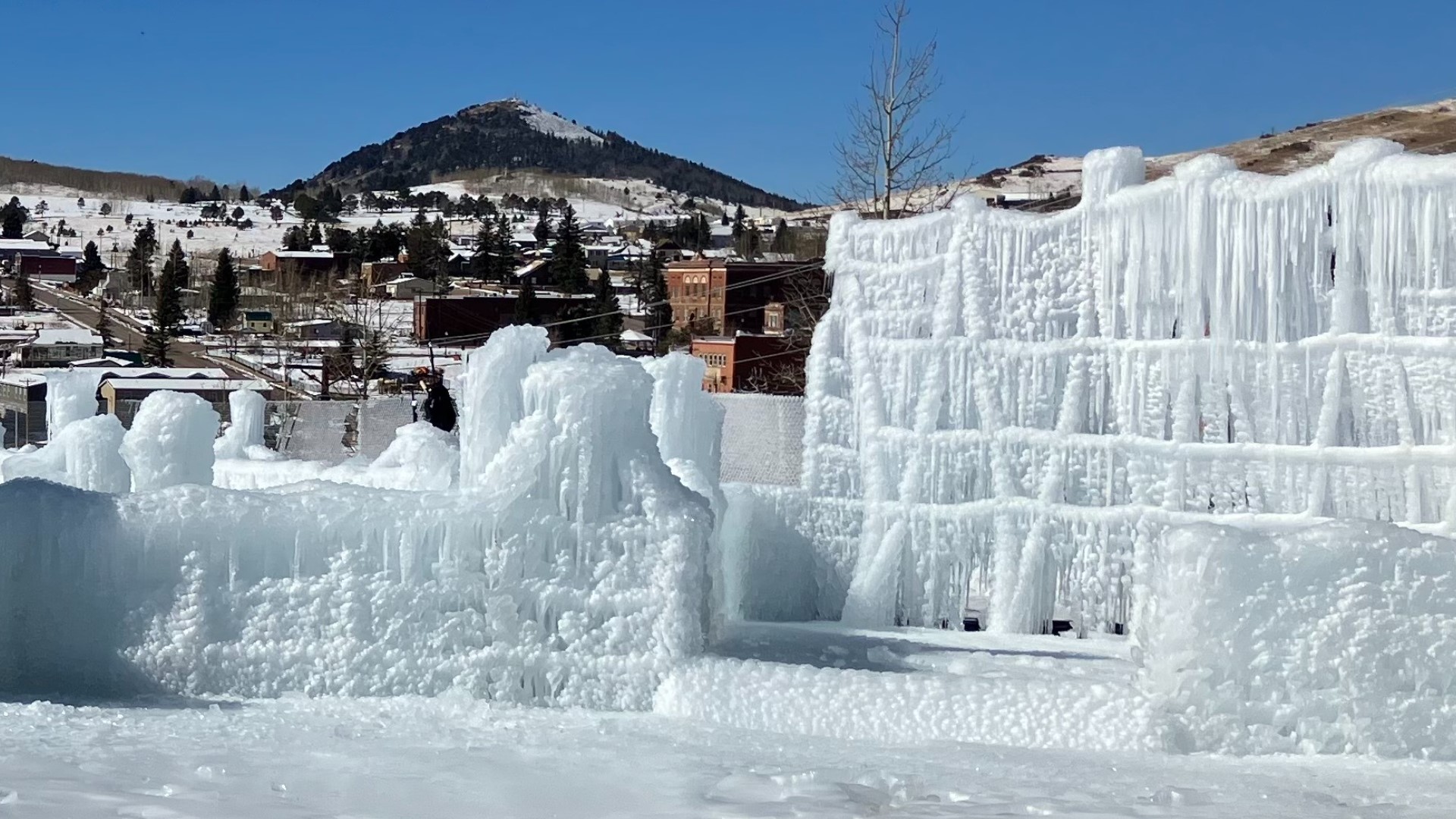 Ice Castles return to Colorado in frozen town of Cripple Creek