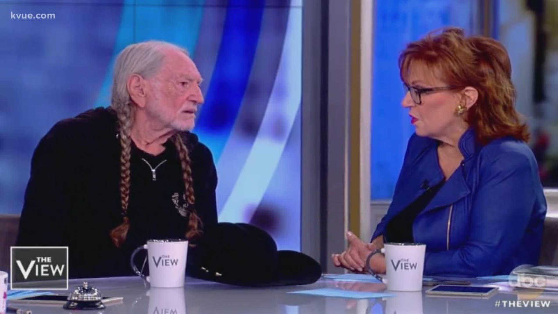 Willie Nelson responds to criticism about Beto O'Rourke concert
