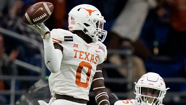 Dallas Cowboys draft UT's DeMarvion Overshown in third round of the 2023 NFL Draft