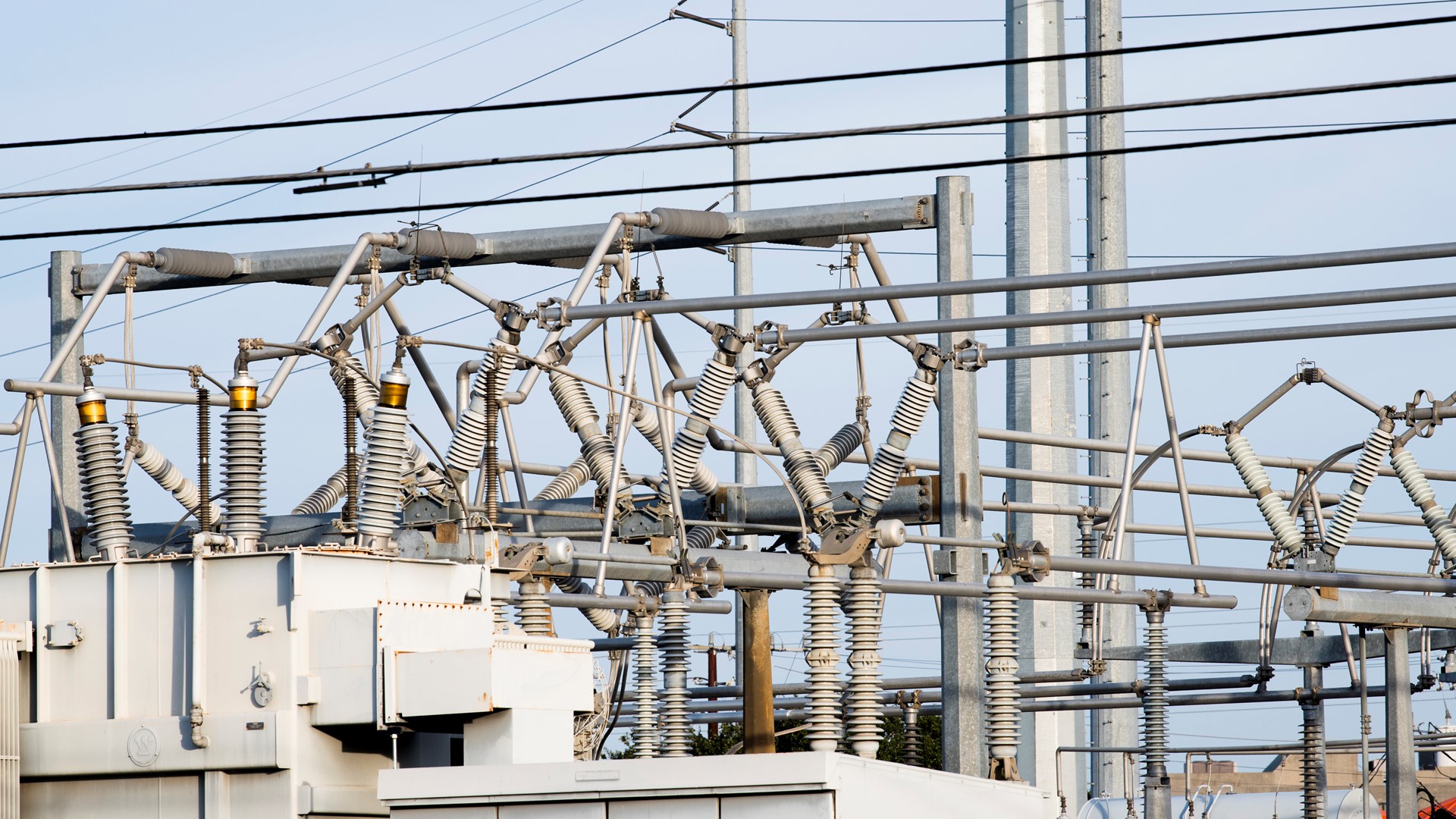 Gov. Greg Abbott wants to build more power plants in Texas to keep up with rising demand on the grid.